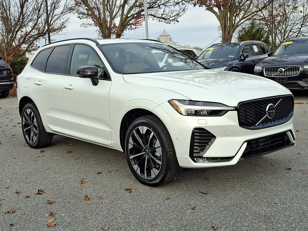 2026 Volvo XC60 B5 Plus AWD