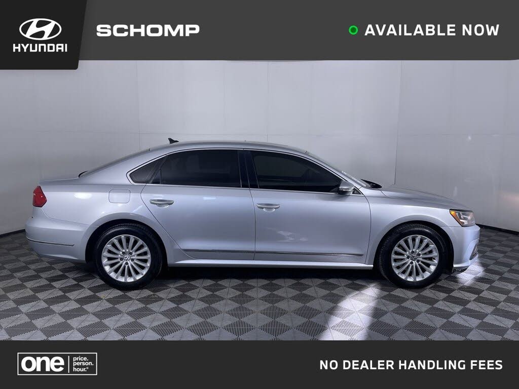 2016 Volkswagen Passat 1.8T SE