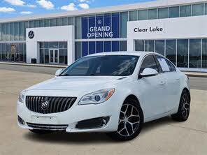 Buick Regal Sport Touring Sedan FWD