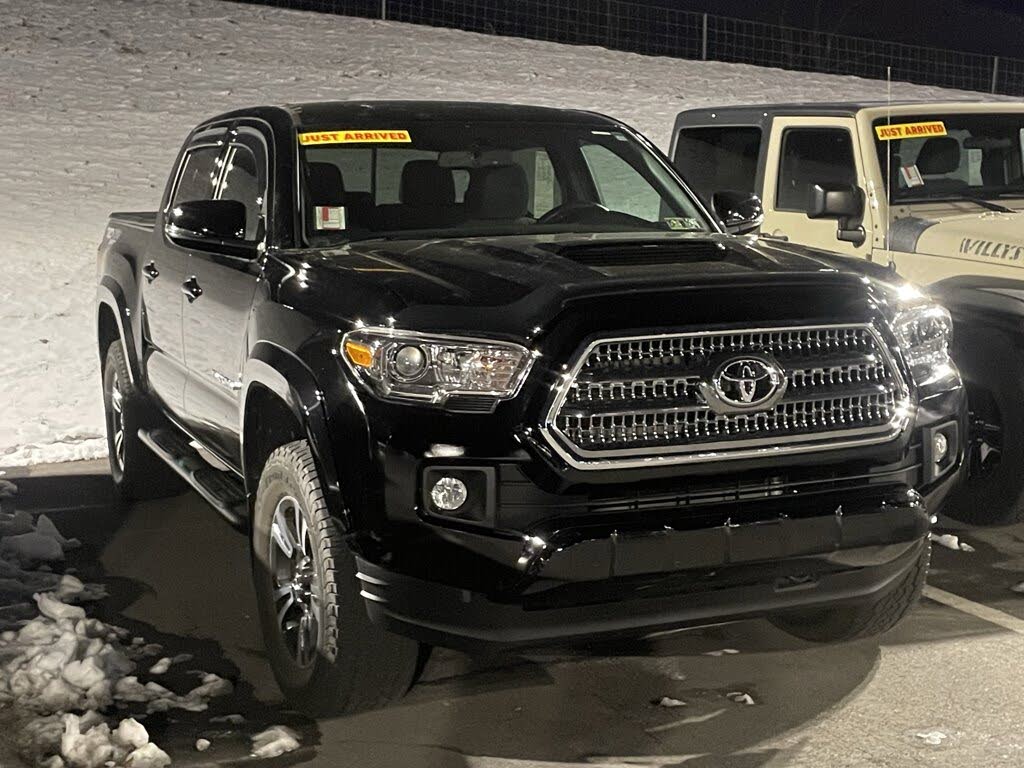2017 Toyota Tacoma SR V6 Double Cab 4WD