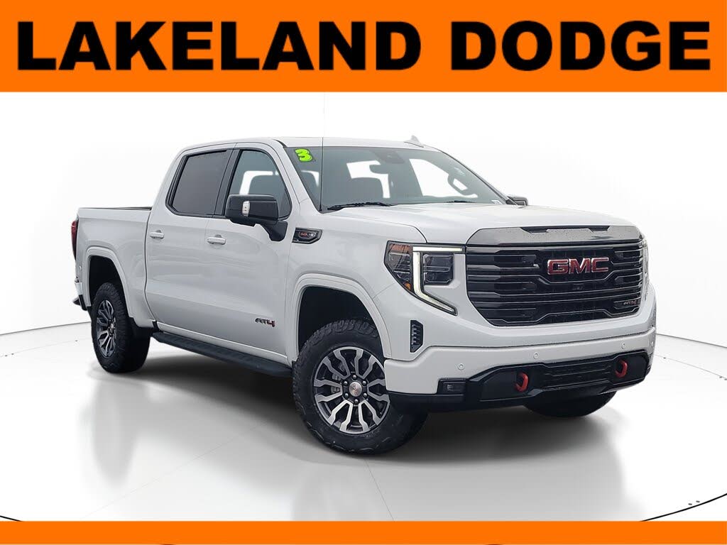 2023 GMC Sierra 1500 AT4 Crew Cab 4WD