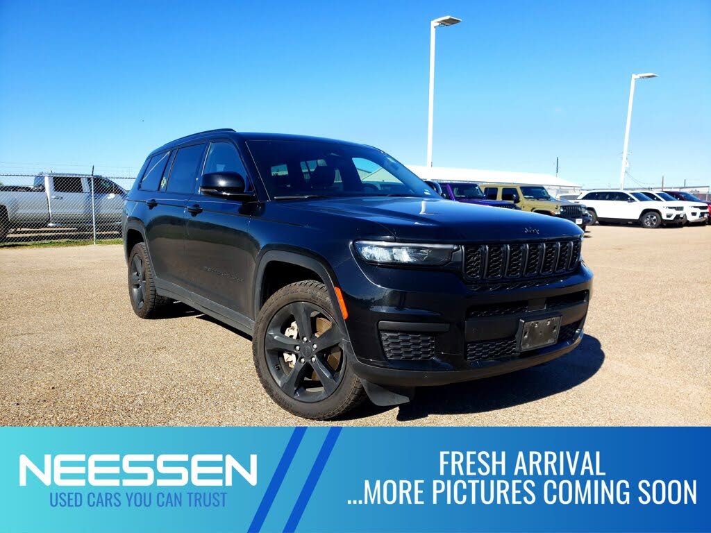 2023 Jeep Grand Cherokee L Altitude RWD