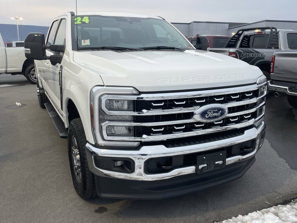 2024 Ford F-350 Super Duty Lariat Crew Cab 4WD