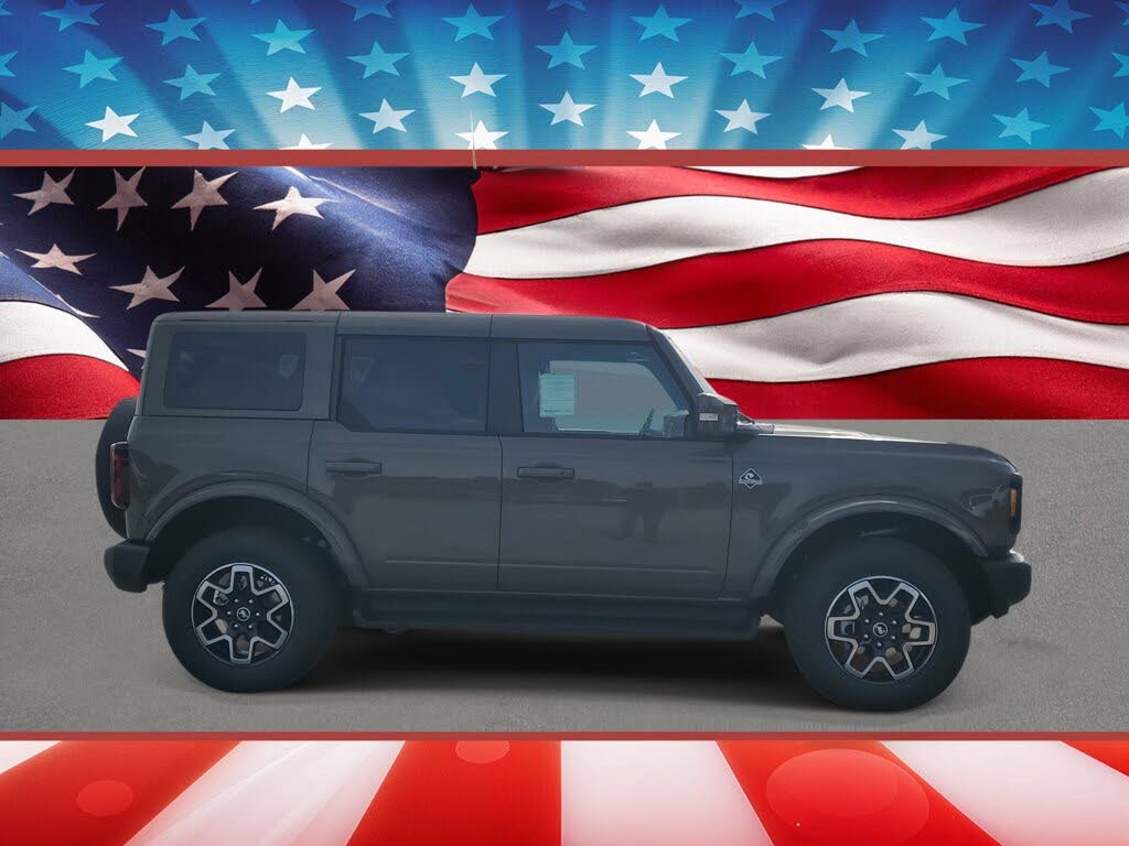 2025 Ford Bronco Outer Banks 4-Door 4WD