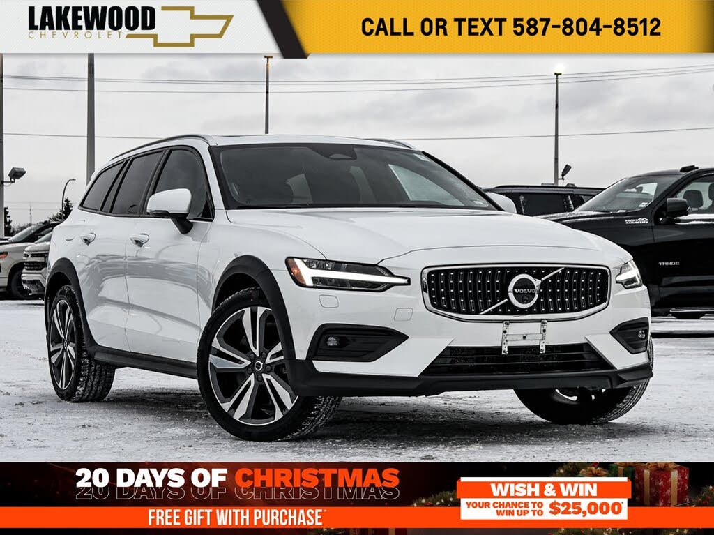 Volvo V60 Cross Country B5 Plus AWD 2025