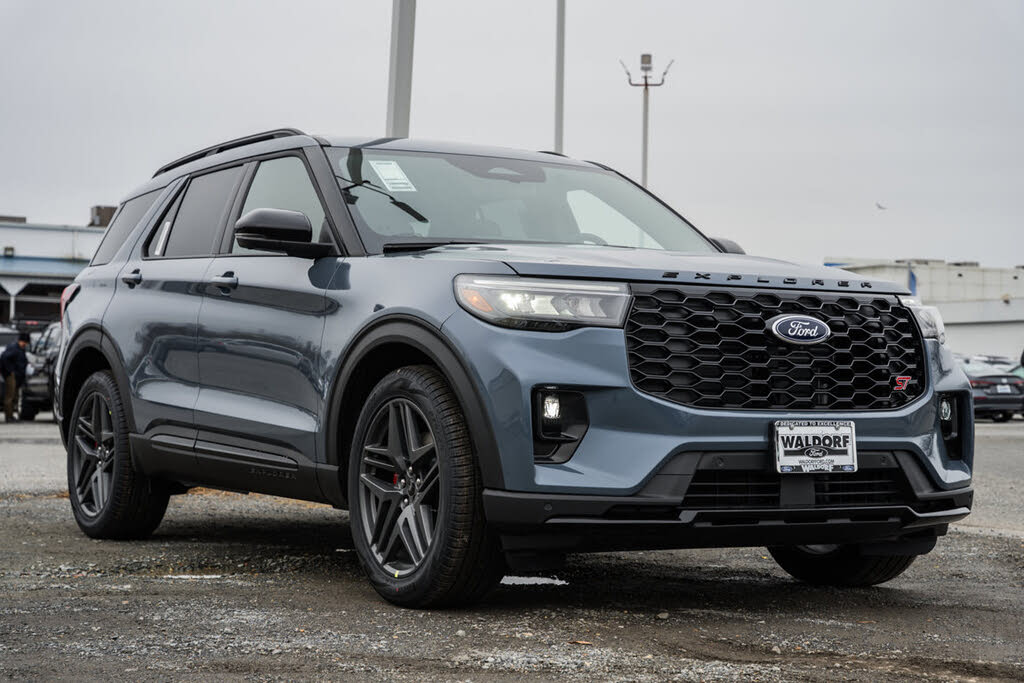 2026 Ford Explorer ST AWD