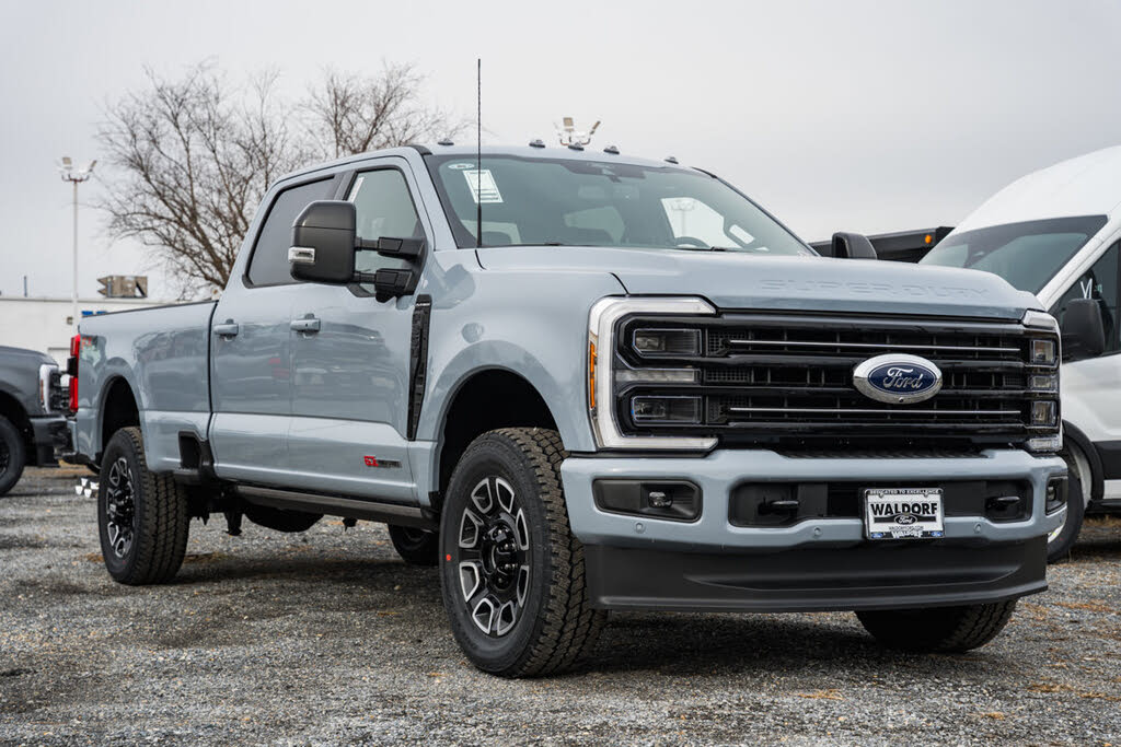 2026 Ford F-350 Super Duty Platinum Crew Cab 4WD