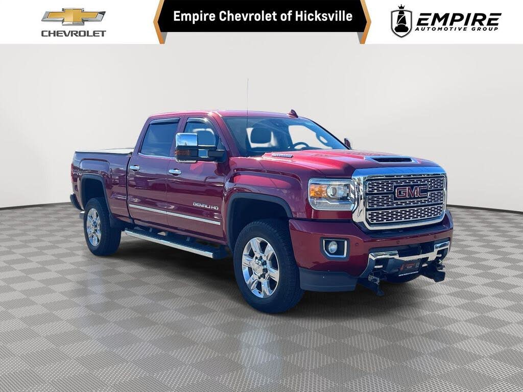2018 GMC Sierra 2500HD Denali Crew Cab SB 4WD