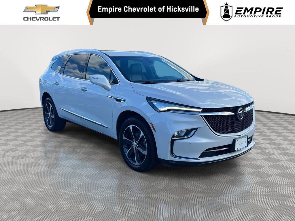 2022 Buick Enclave Essence AWD