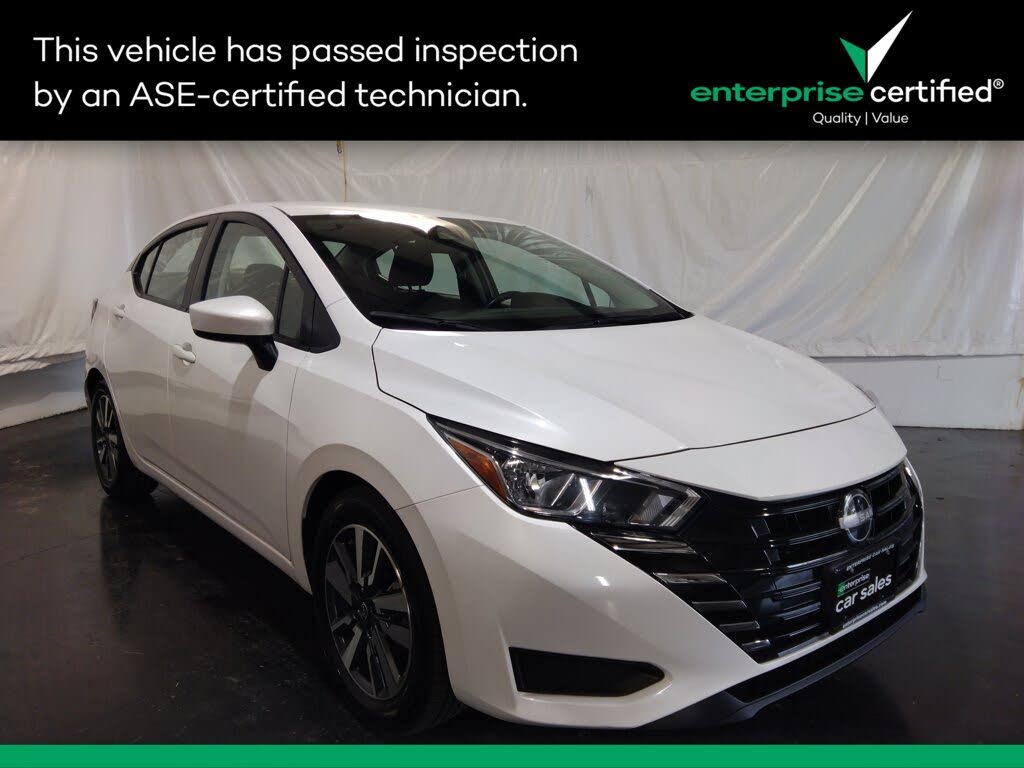 2023 Nissan Versa SV FWD