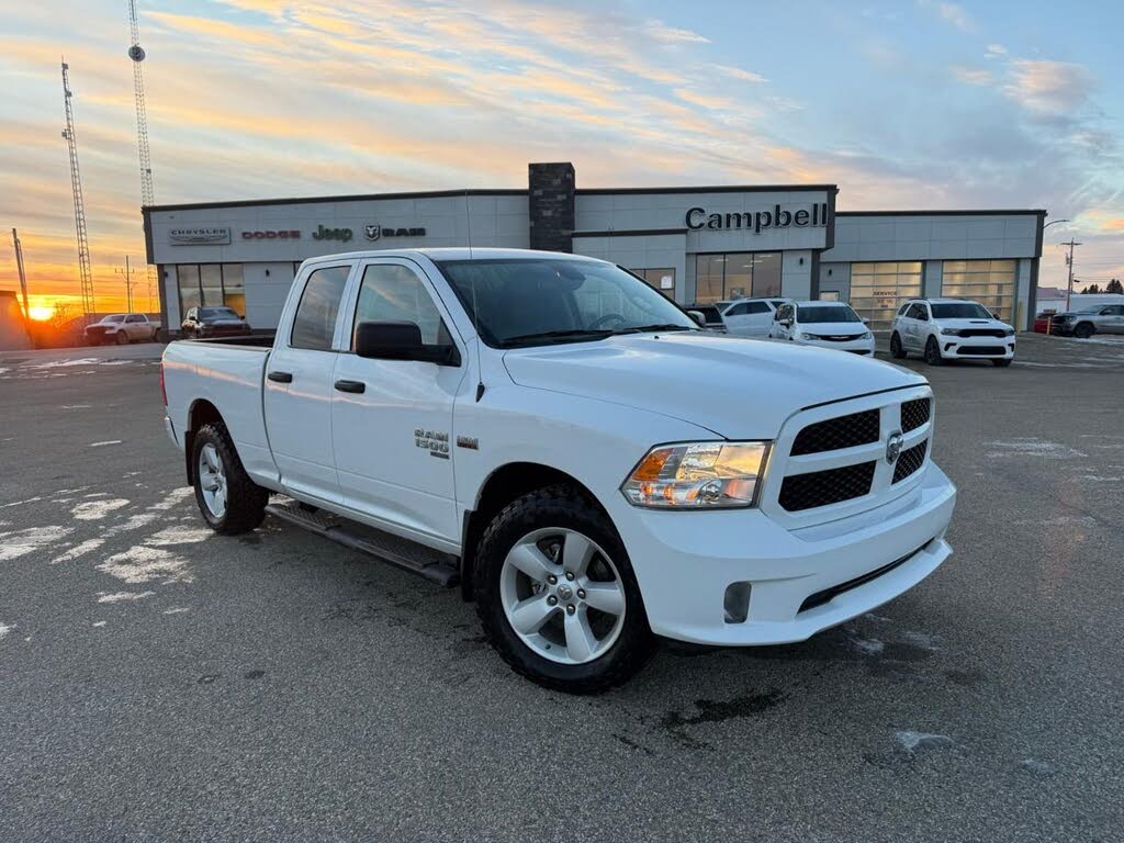 RAM 1500 Classic Tradesman Quad Cab 4WD 2023