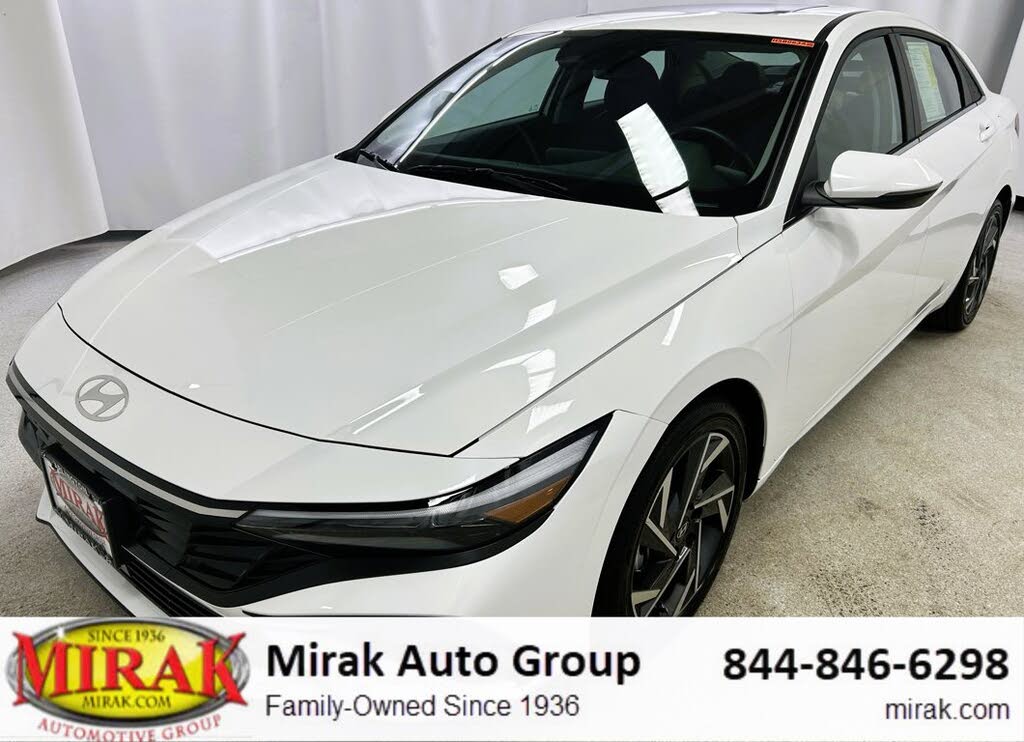 2025 Hyundai Elantra Limited FWD