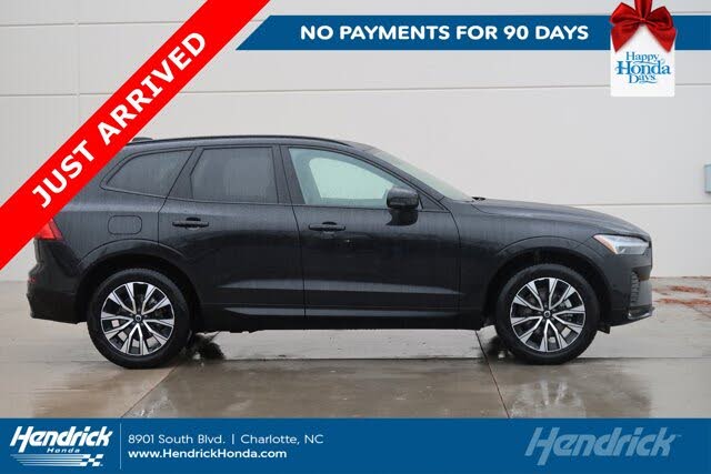 2025 Volvo XC60 B5 Plus Dark Theme AWD