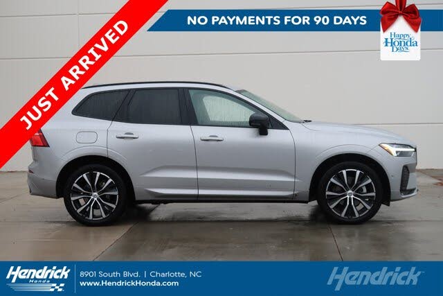2025 Volvo XC60 B5 Plus Dark Theme AWD