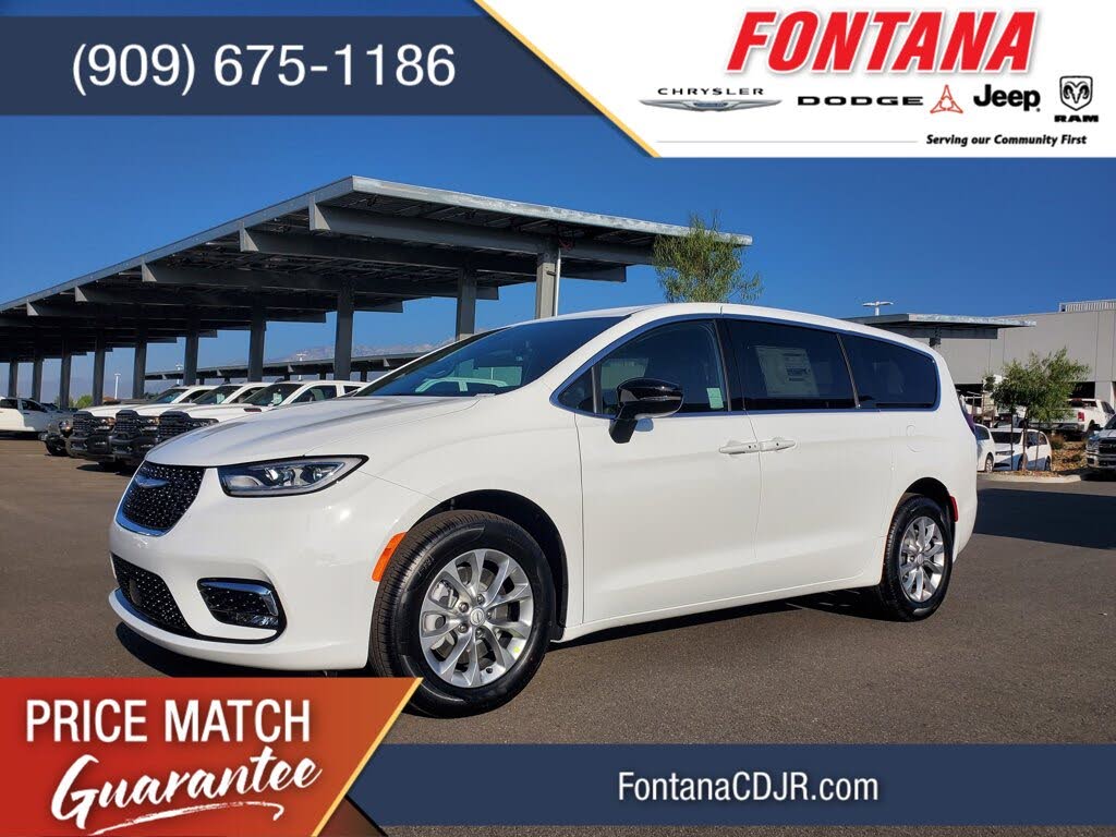 2026 Chrysler Pacifica Select AWD