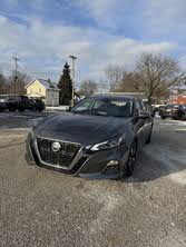 Nissan Altima 2.5 SV FWD