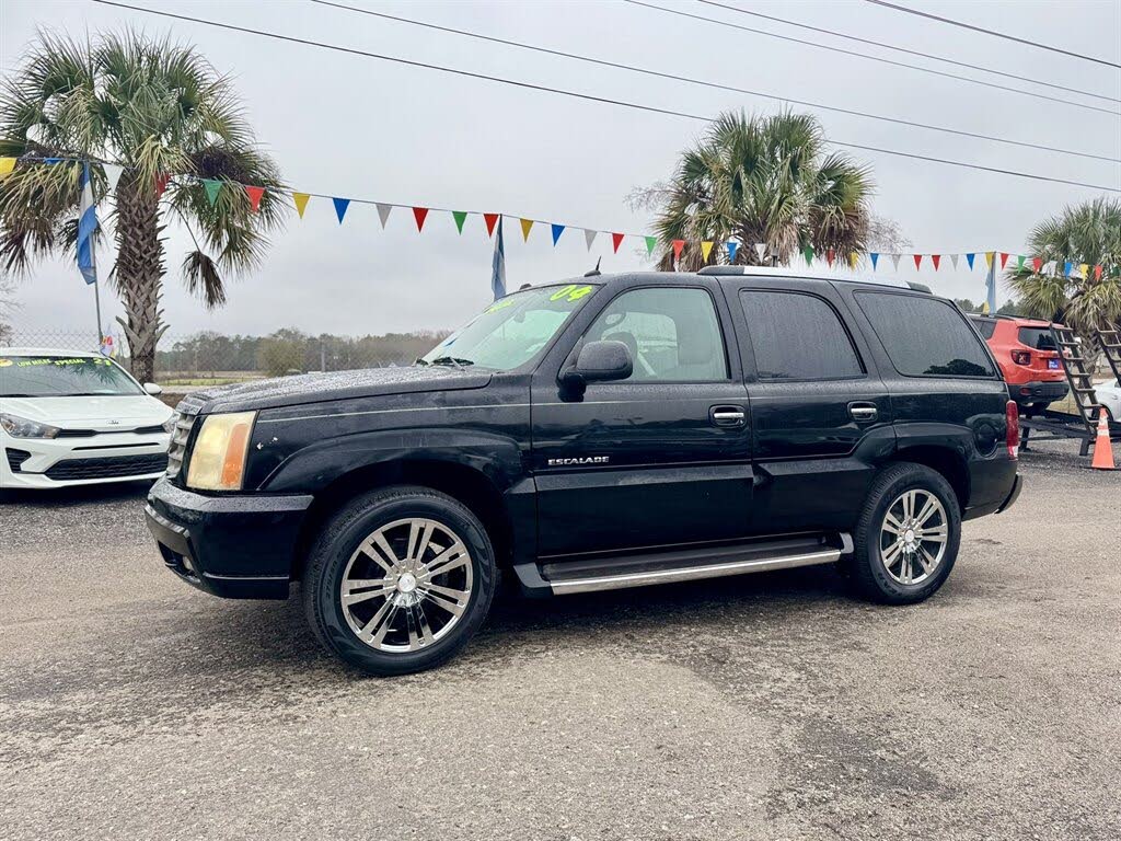 2004 Cadillac Escalade RWD