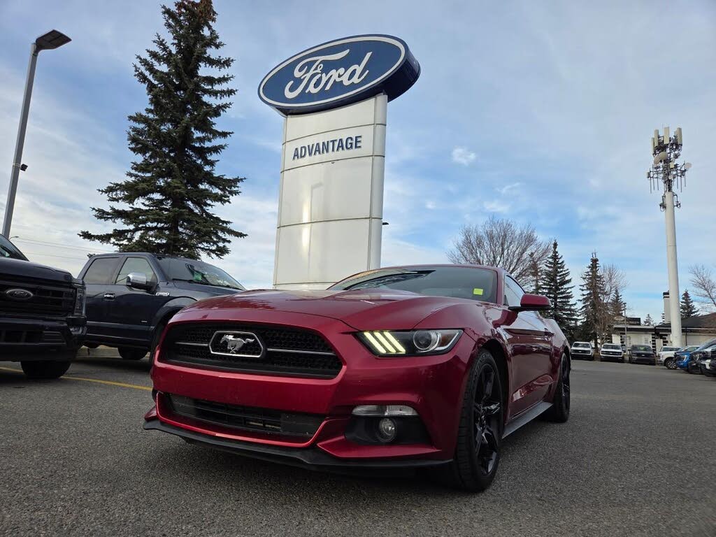 2015 Ford Mustang EcoBoost Premium Coupe RWD