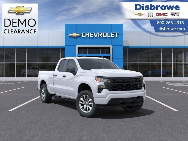 Chevrolet Silverado 1500 Custom Double Cab 4WD 2025