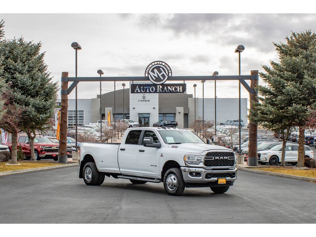 2024 RAM 3500 Big Horn Crew Cab LB DRW 4WD