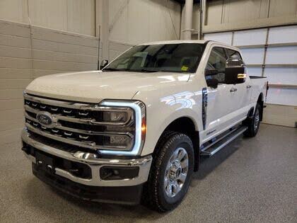 2025 Ford F-350 Super Duty Lariat Crew Cab 4WD