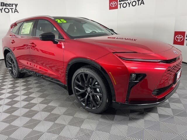 2025 Toyota Crown Signia Limited AWD