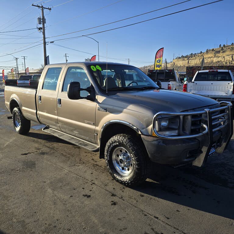 2004 Ford F-250 Super Duty XL Crew Cab LB 4WD