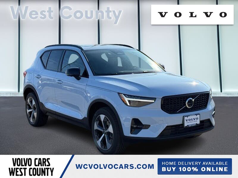 2026 Volvo XC40 B5 Plus AWD