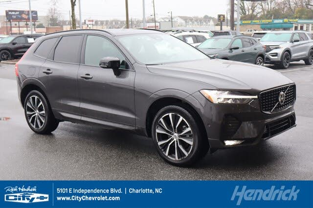 2025 Volvo XC60 B5 Plus Dark Theme AWD