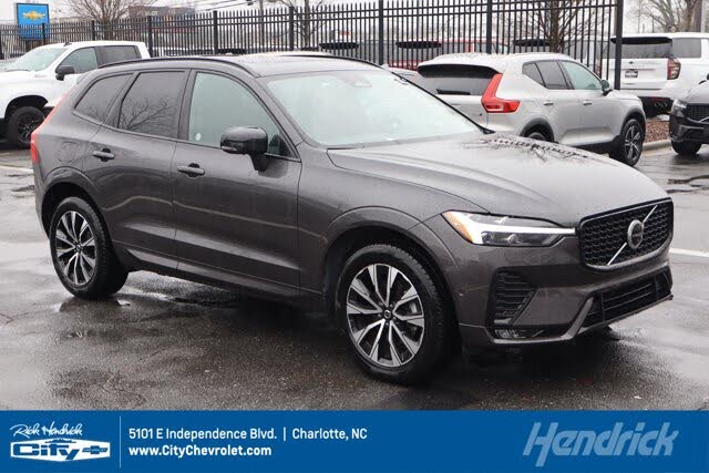 2025 Volvo XC60 B5 Plus Dark Theme AWD