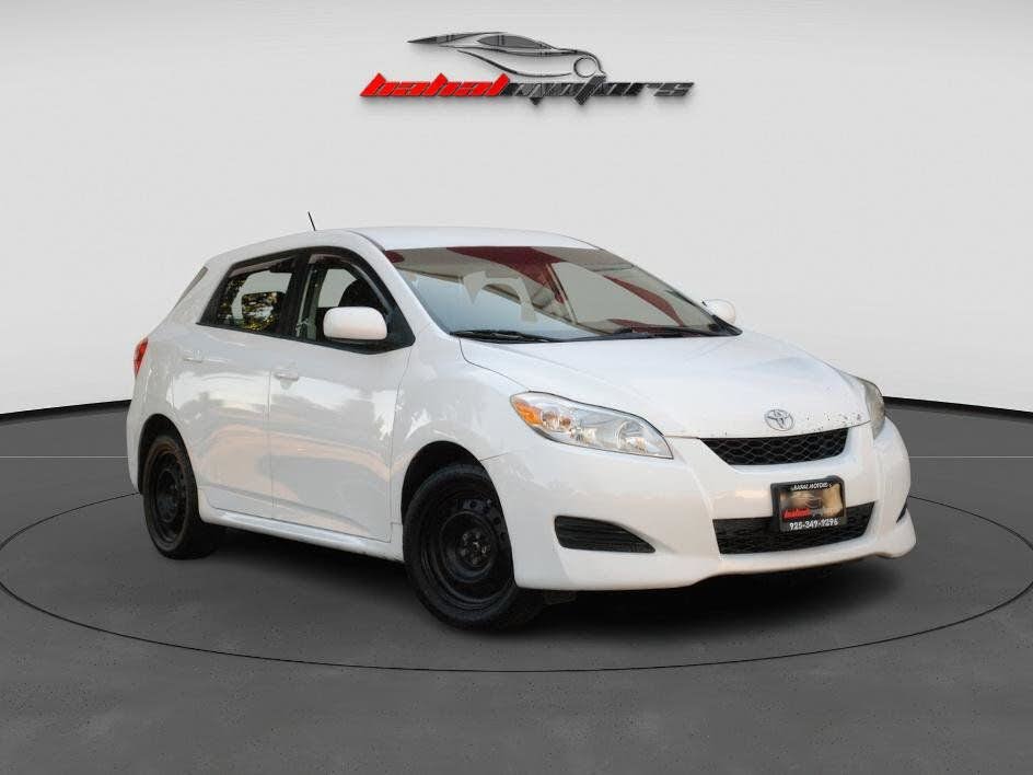 2010 Toyota Matrix Base