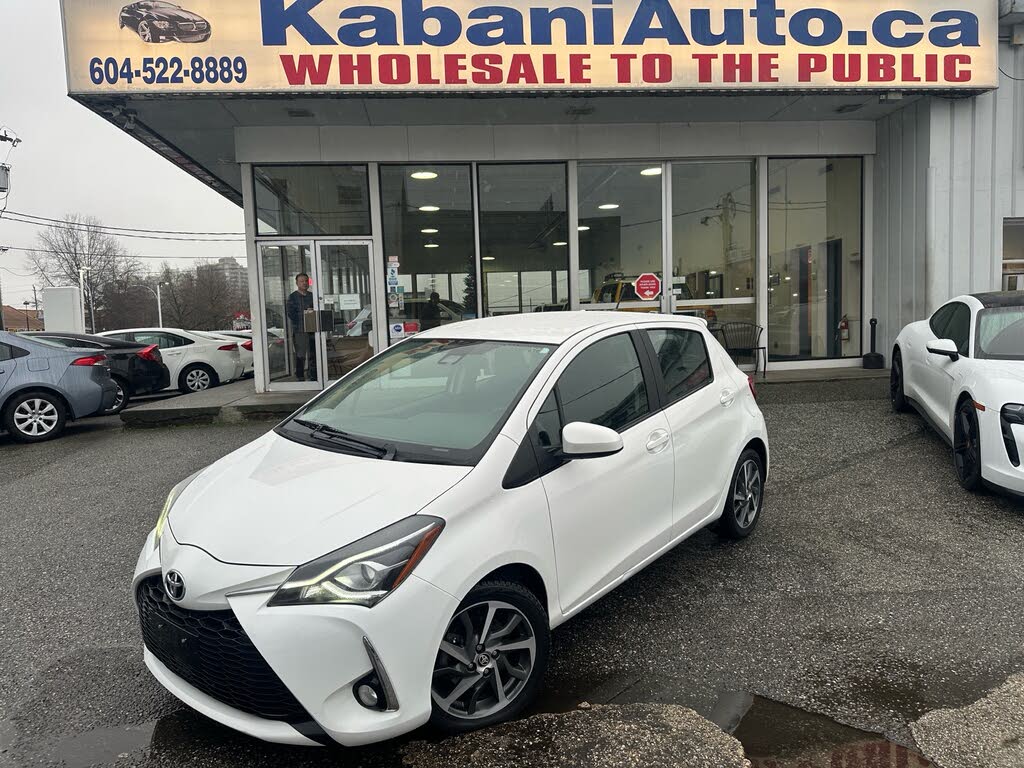 2019 Toyota Yaris LE 4-Door Hatchback FWD
