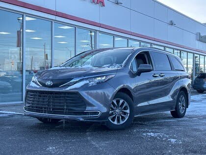 Toyota Sienna XLE 8-Passenger FWD 2024
