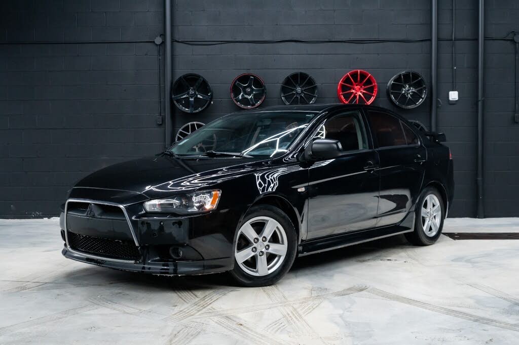 2013 Mitsubishi Lancer SE FWD