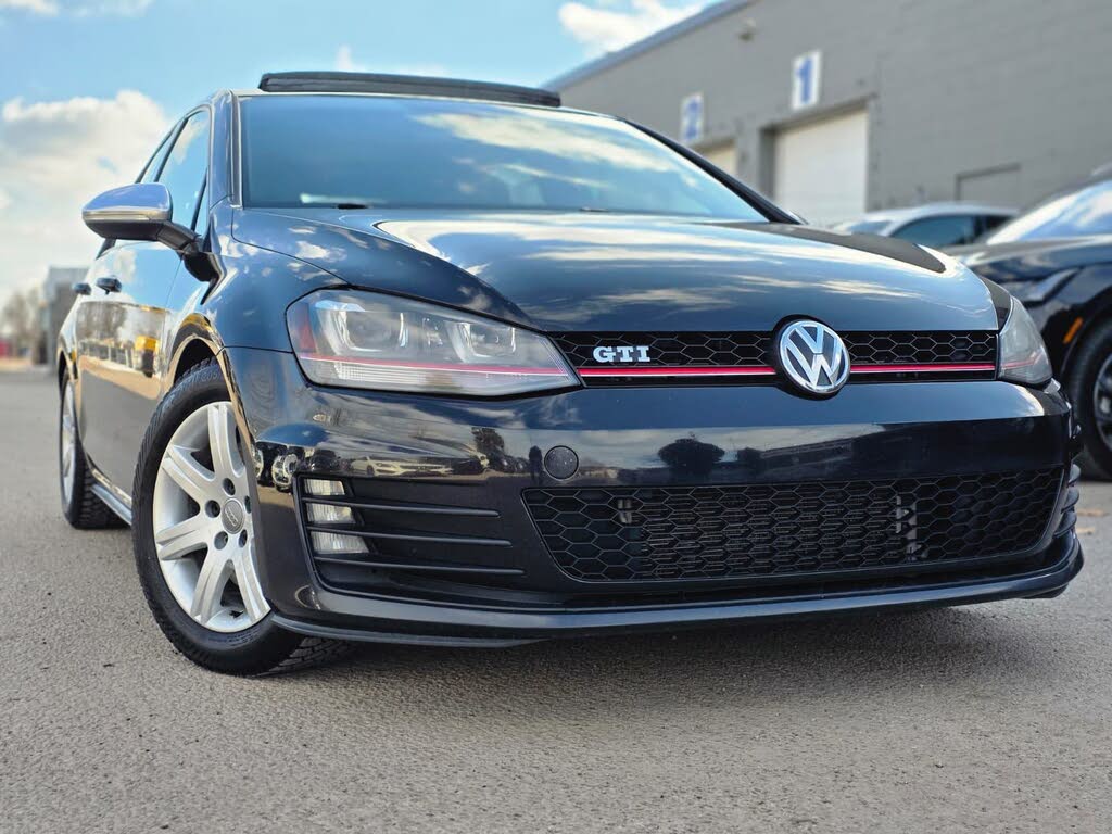 2015 Volkswagen Golf GTI 2.0T Autobahn 4-Door FWD