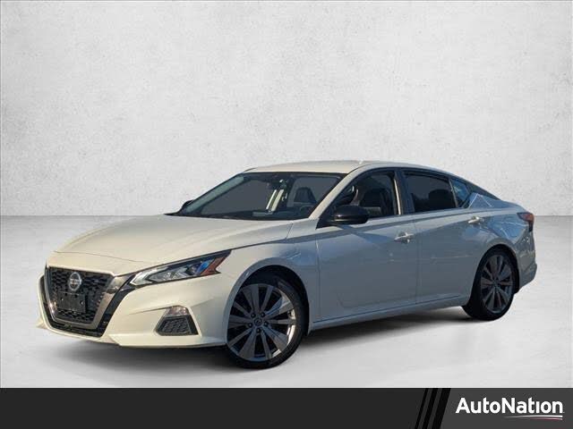 2022 Nissan Altima 2.5 SR FWD