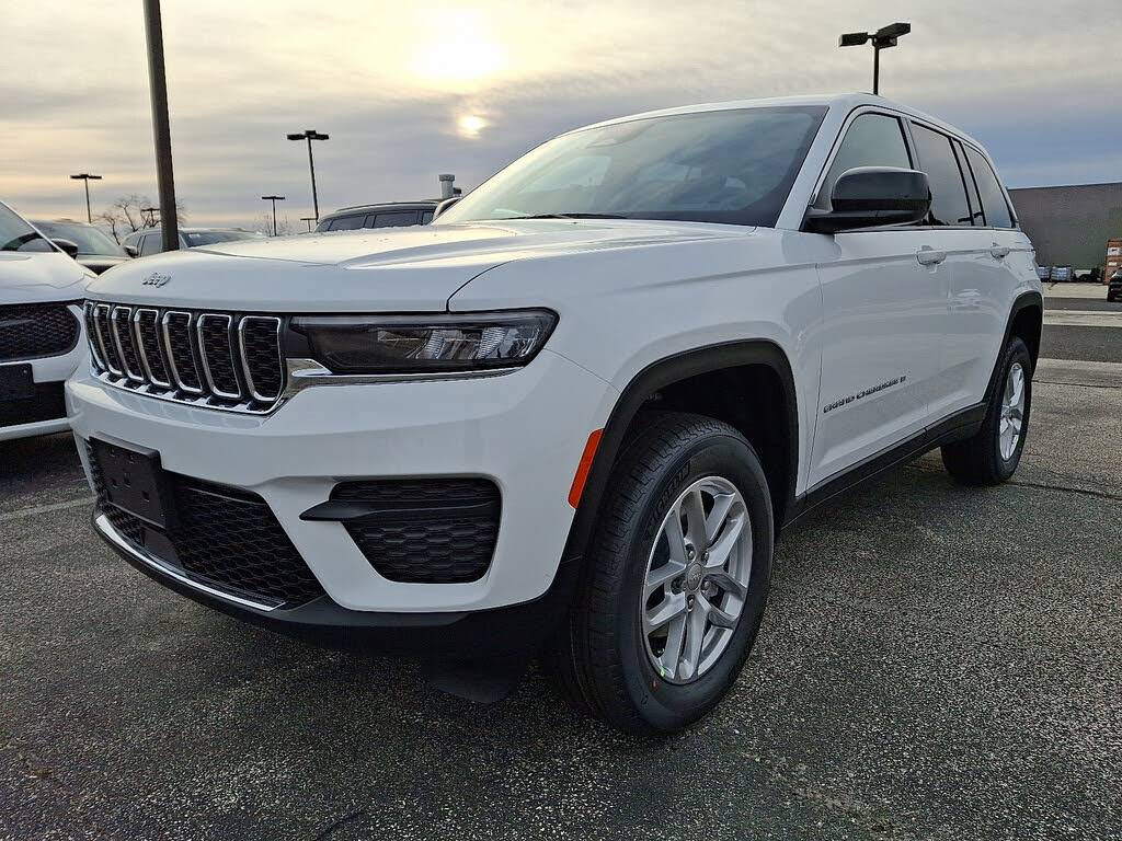2025 Jeep Grand Cherokee Laredo X 4WD