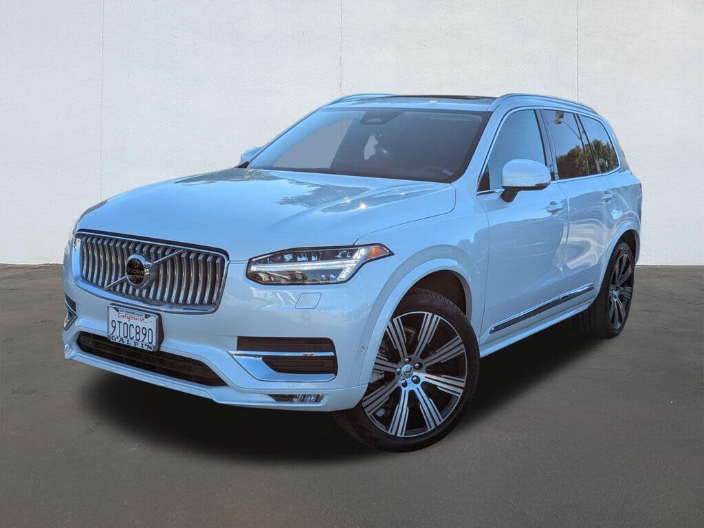 2025 Volvo XC90 B6 Plus Bright Theme 7-Passenger AWD