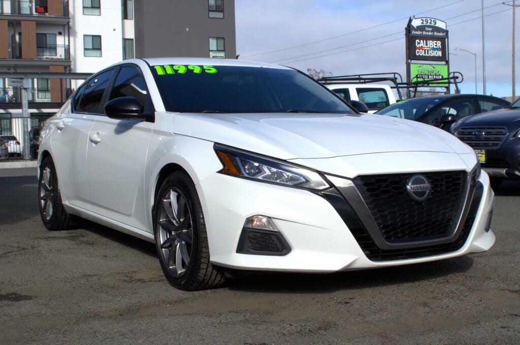 2019 Nissan Altima 2.5 SR FWD