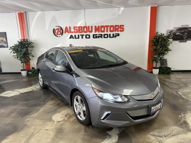 2018 Chevrolet Volt LT FWD