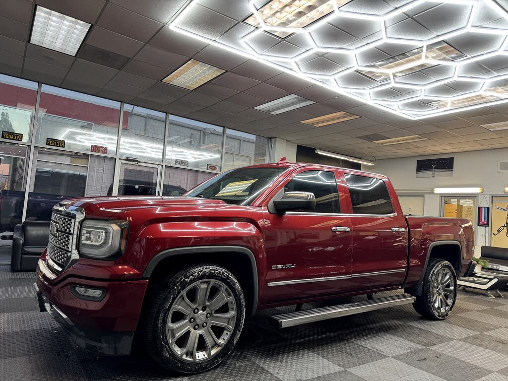 2018 GMC Sierra 1500 Denali Crew Cab 4WD