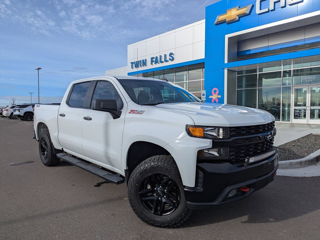 2022 Chevrolet Silverado 1500 Custom Trail Boss Crew Cab 4WD