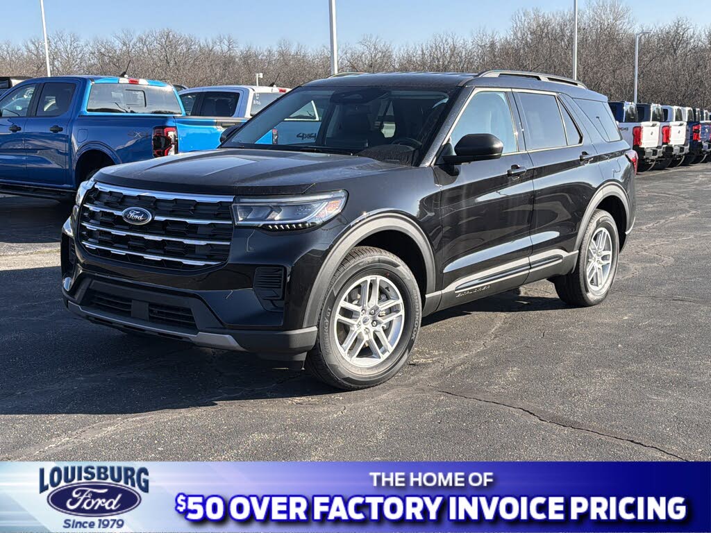 2026 Ford Explorer Active AWD