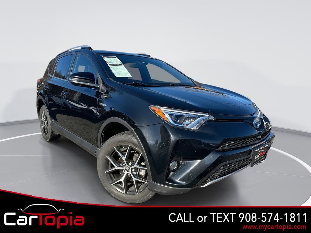 2017 Toyota RAV4 Hybrid SE AWD