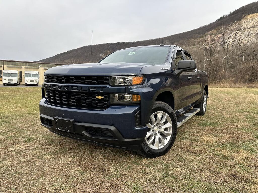 2022 Chevrolet Silverado 1500 Custom Crew Cab 4WD
