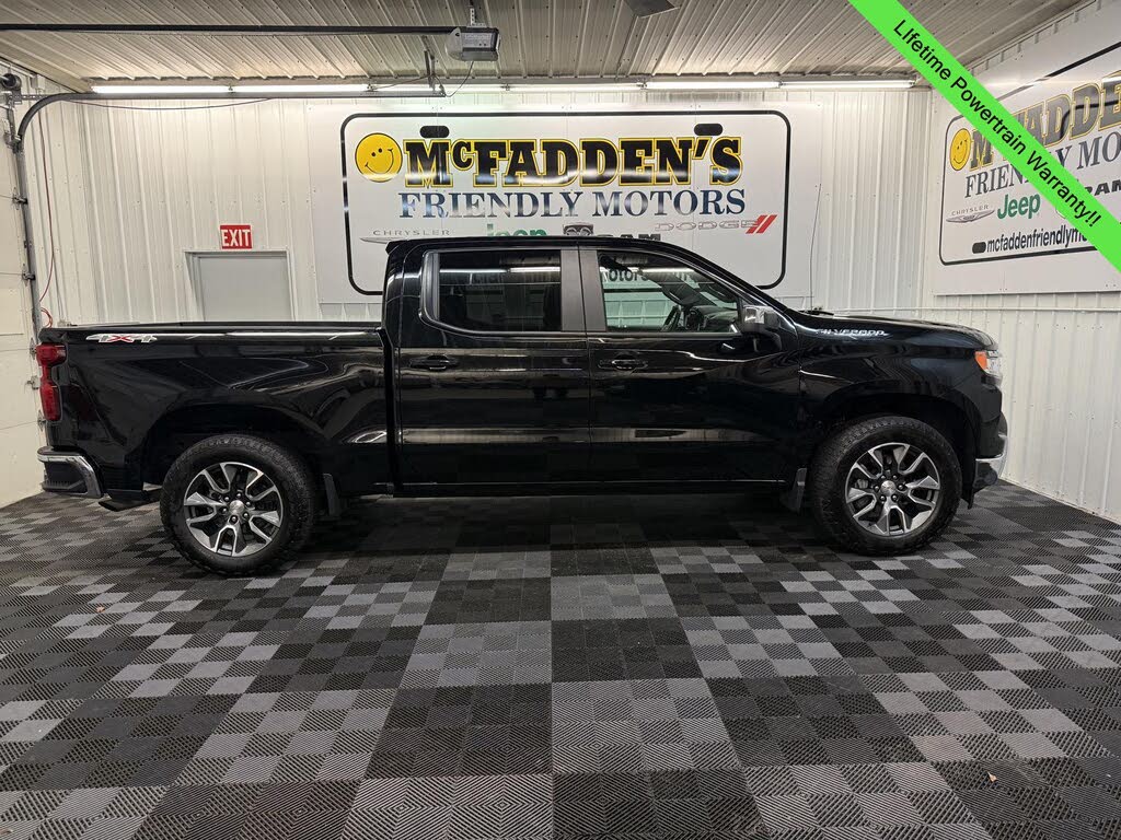 2023 Chevrolet Silverado 1500 LT Crew Cab 4WD