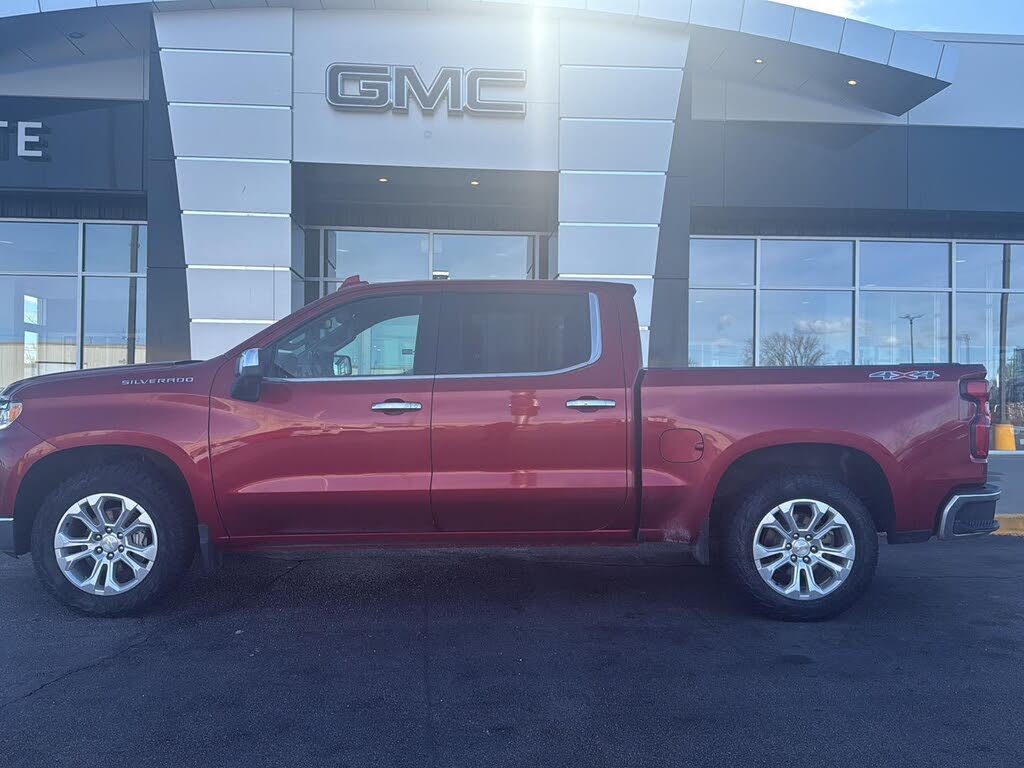 2024 Chevrolet Silverado 1500 LTZ Crew Cab 4WD