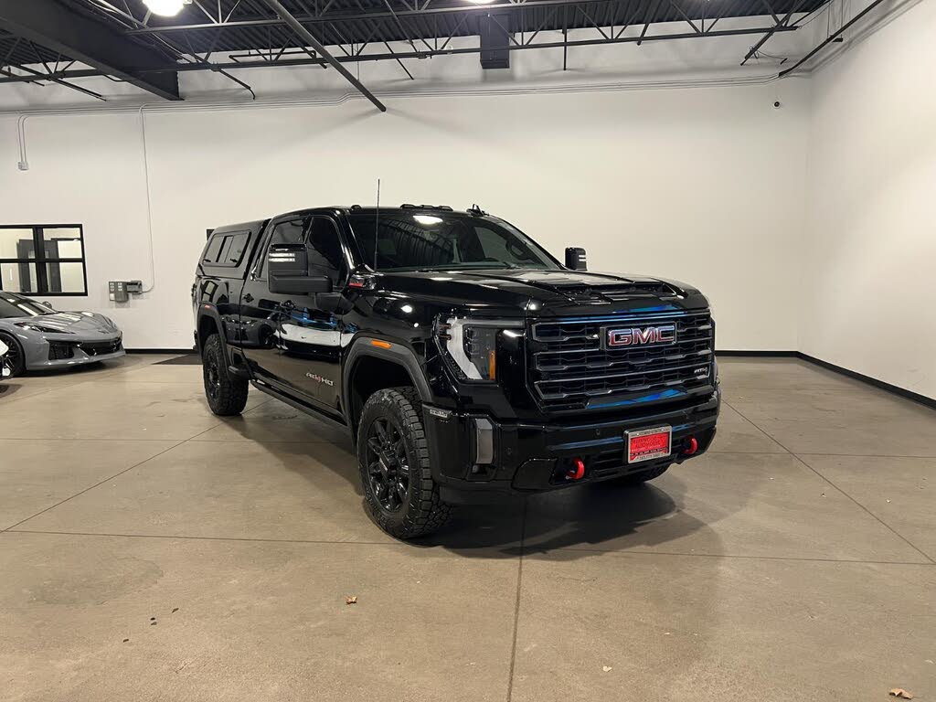 2024 GMC Sierra 2500HD AT4 Crew Cab 4WD