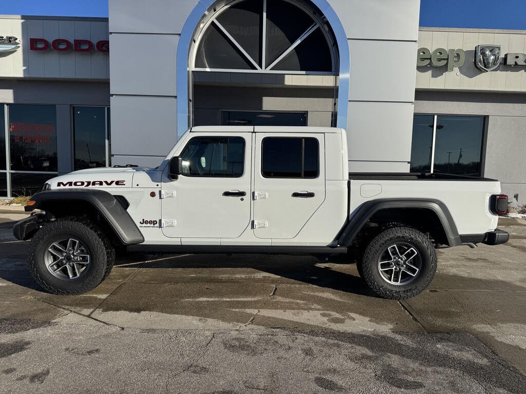 2025 Jeep Gladiator Mojave Crew Cab 4WD