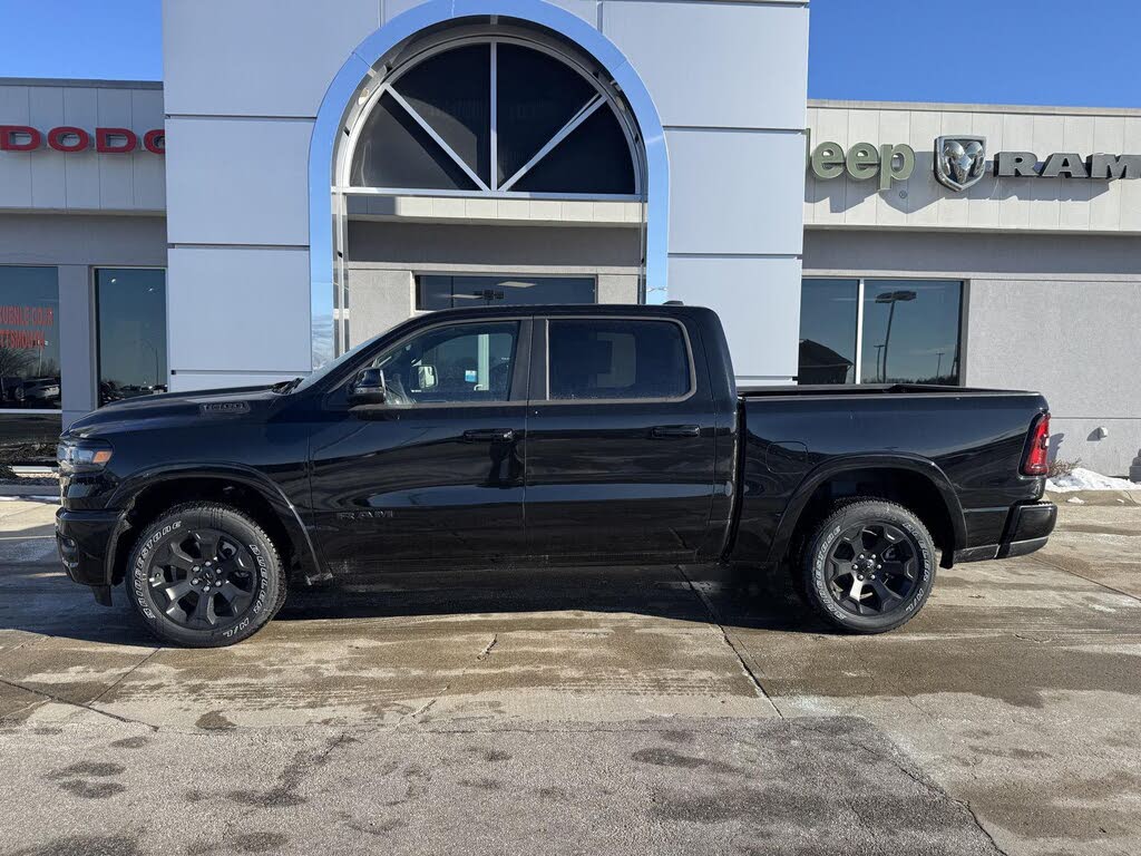 2025 RAM 1500 Big Horn Crew Cab 4WD
